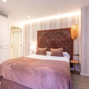 2* Отель Serennia Fira Gran Via Exclusive